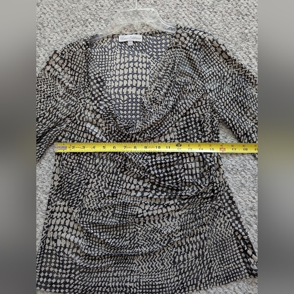Elegant Women's (Size Large) Black & Tan Cowl Neck Rouched Shimmering Blouse/Top - Picture 13 of 16